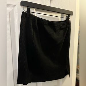 Cotton On Medium Black Mini skirt.
